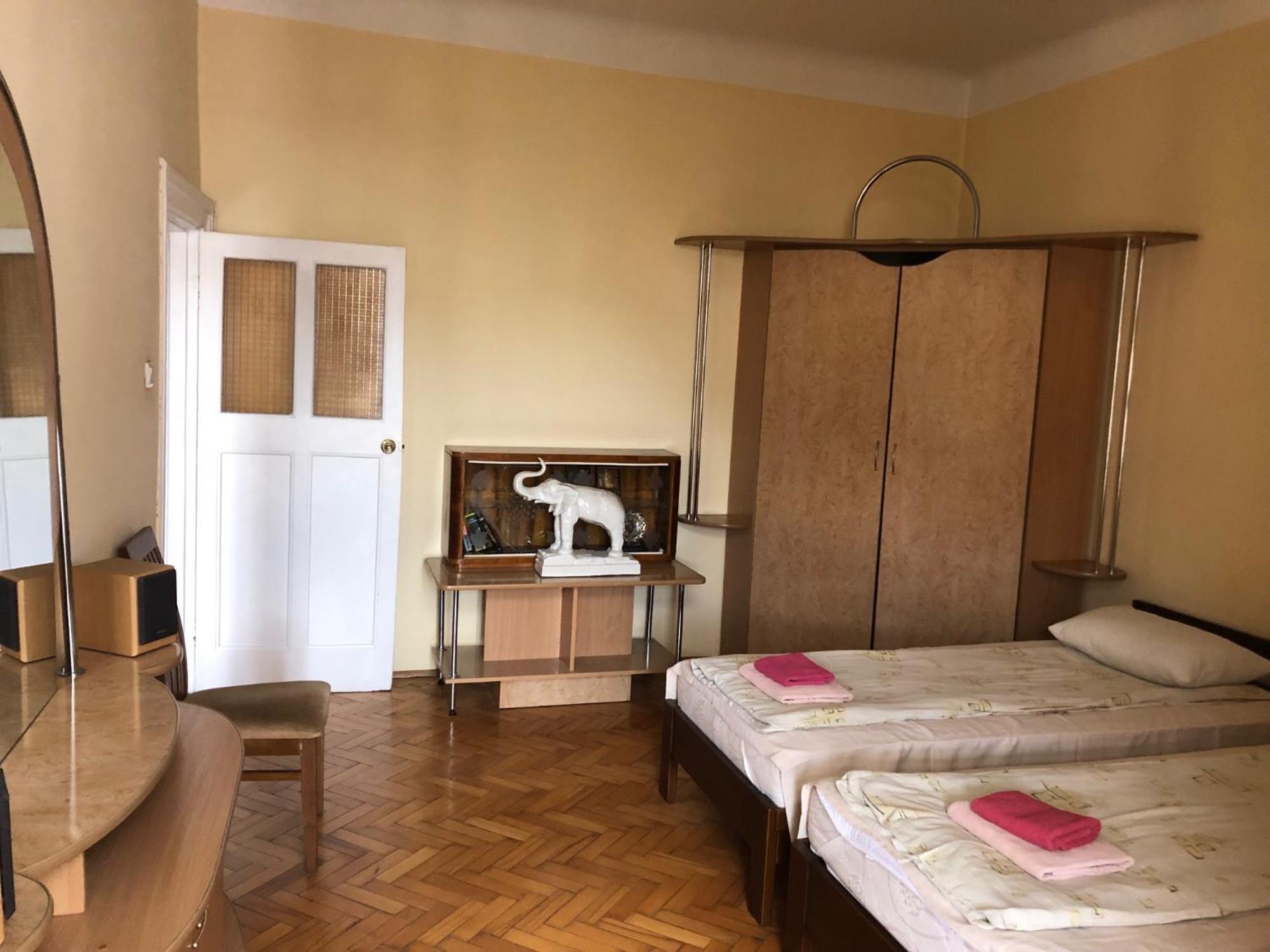 Apartment On Svobody Avenue Lviv Eksteriør billede